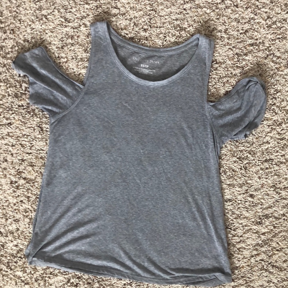 🔴Gray off the shoulder top
